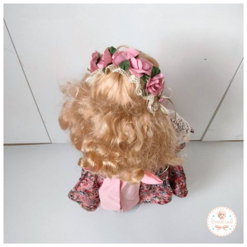 Lalka porcelanowa Cora - obrazek 4