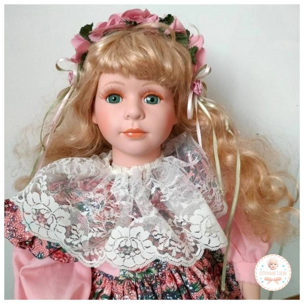 Lalka porcelanowa Cora
